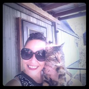 Meet your Posher, Christy